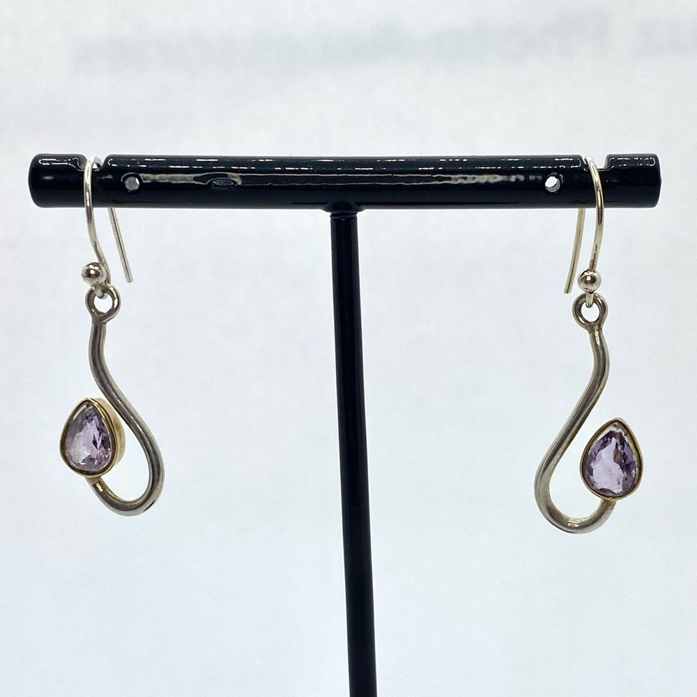 Vintage Amethyst drop earrings in sterling silver & brass
3.75cm hanging length